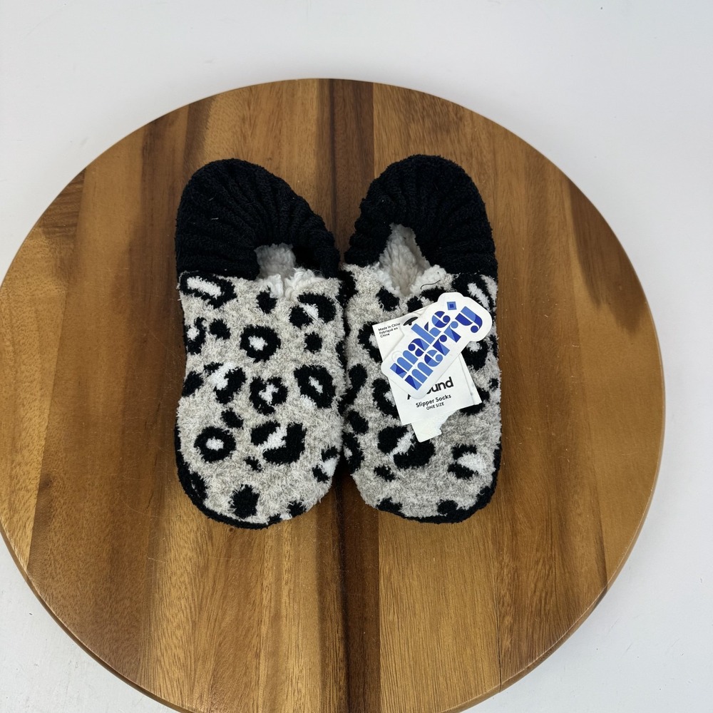 New Womens Abound‎ Leopard Gray Fuzzy Lined Sleeping Slippers Size One Size NWT